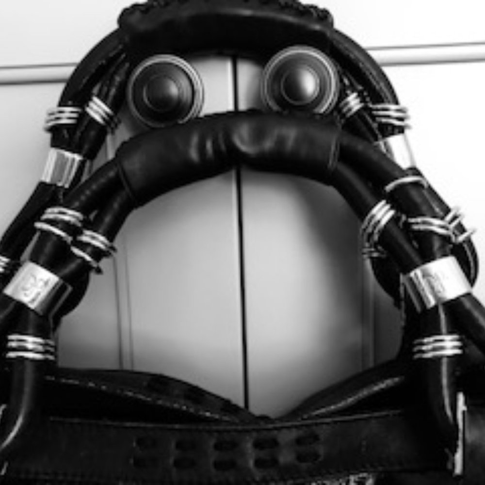 Donald J Pliner Patent Black Leather Handbag - Picture 4 of 15